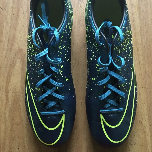 Nike Shoes - Nike mercurials only worn once Nike Shoes - Nike mercurials only worn once